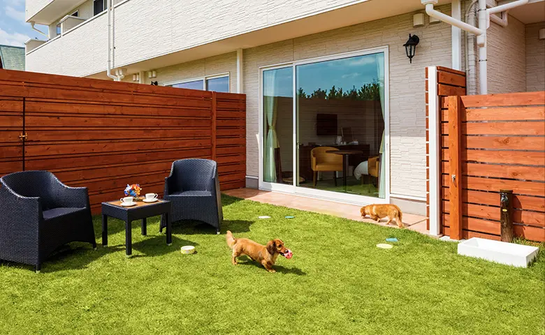 写真：プライベートドッグラン付きのお部屋
